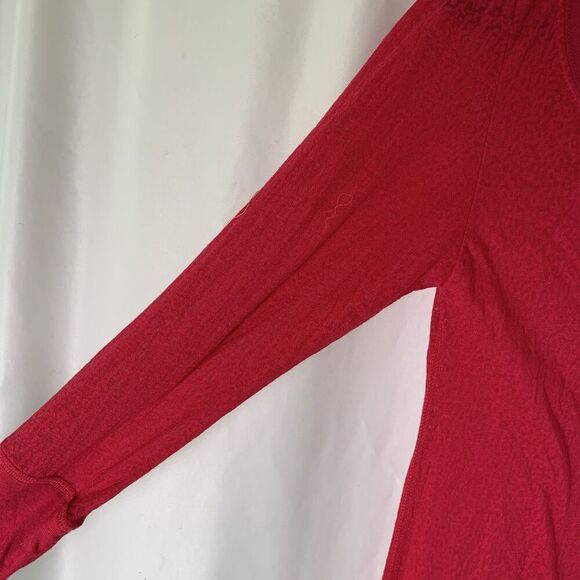 Nike Blouse Women's Small Pink Textured Semi Sheer Long Sleeve Round Neck - Picture 5 of 13